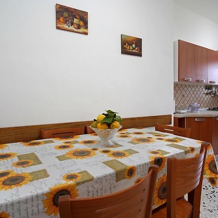 Apartamento Milou'S House Sant'Agnello Exterior foto